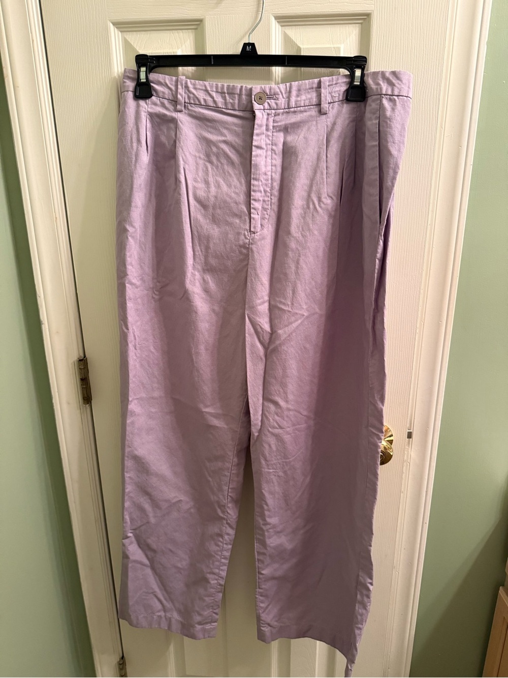 Uniqlo Wide Leg Pants in Light Lavender
